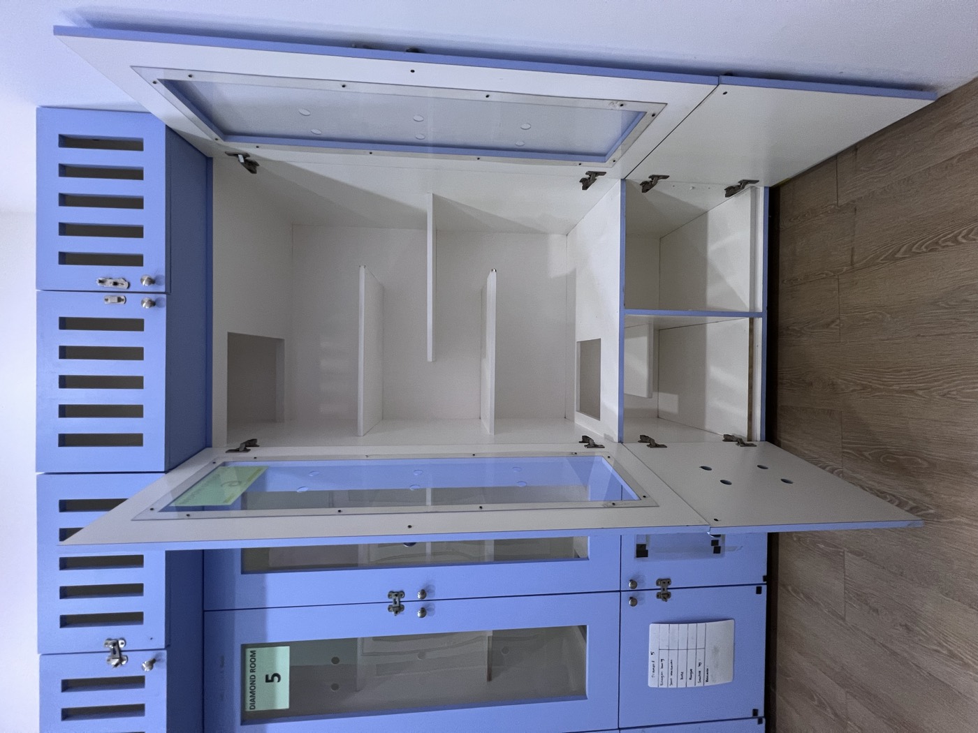 Diamond Room